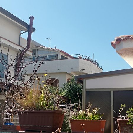 Villa Mansarda Con Terrazzo Vista Mare Oliveri Esterno foto