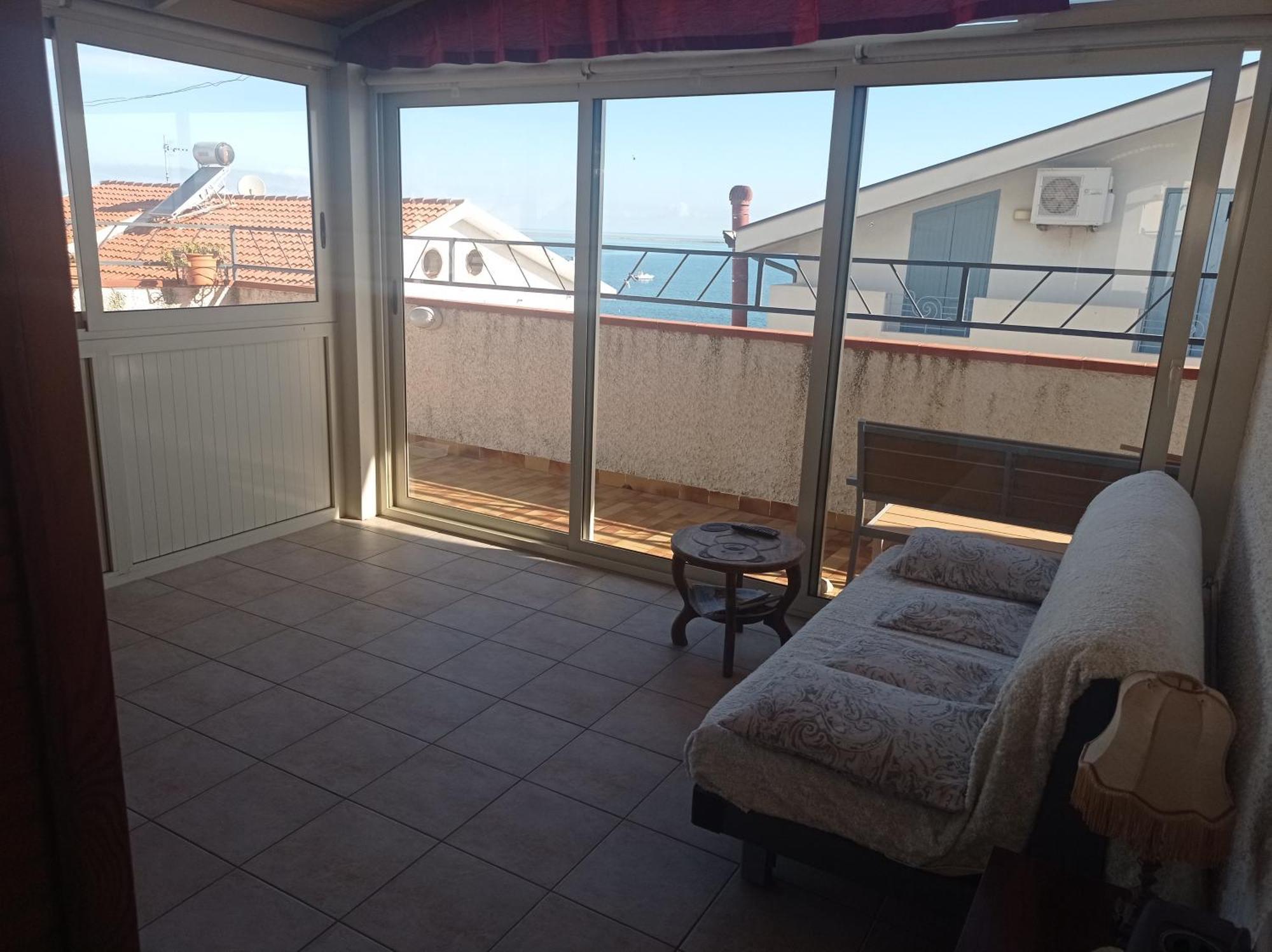 Villa Mansarda Con Terrazzo Vista Mare Oliveri Esterno foto