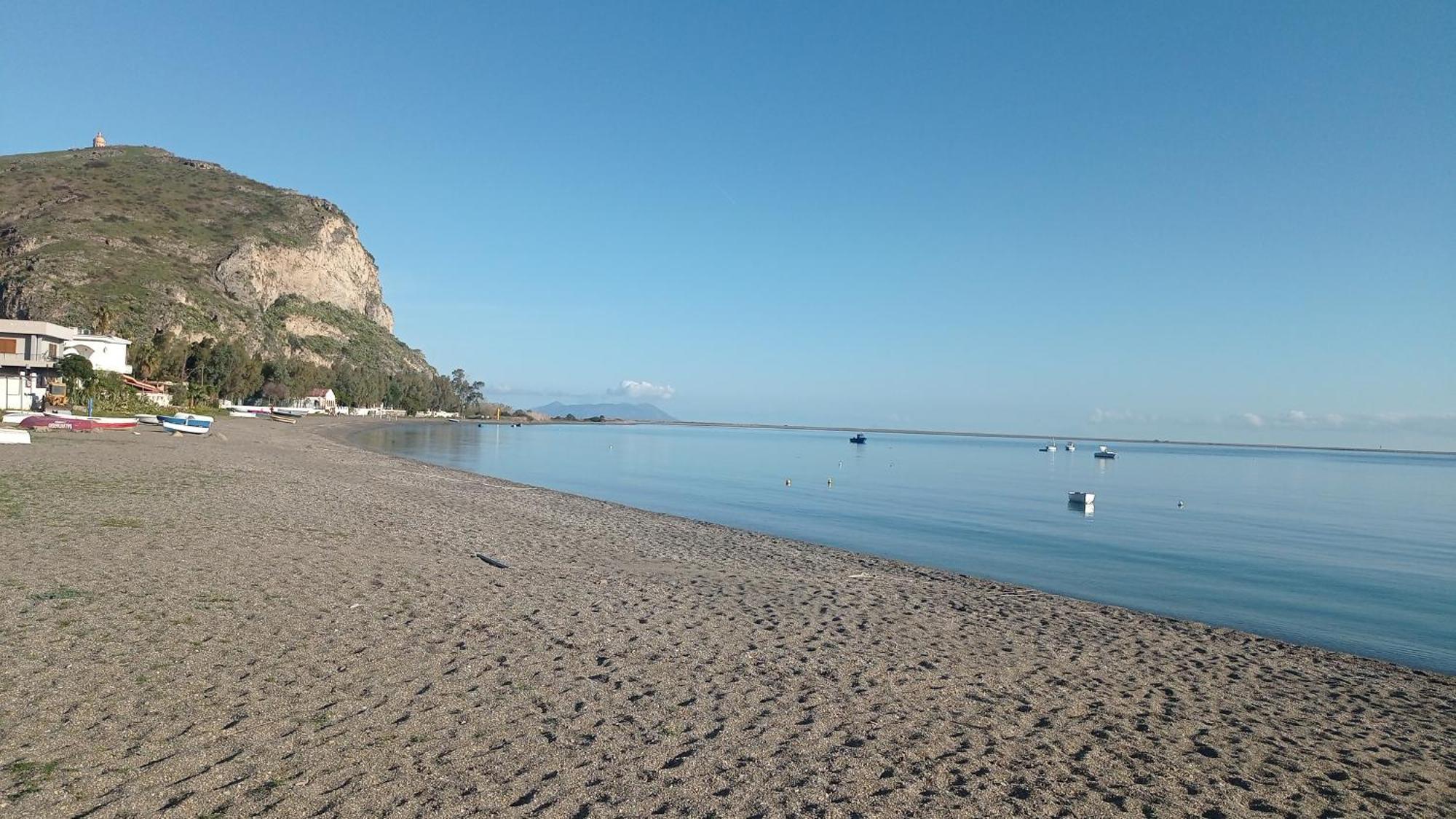 Villa Mansarda Con Terrazzo Vista Mare Oliveri Esterno foto
