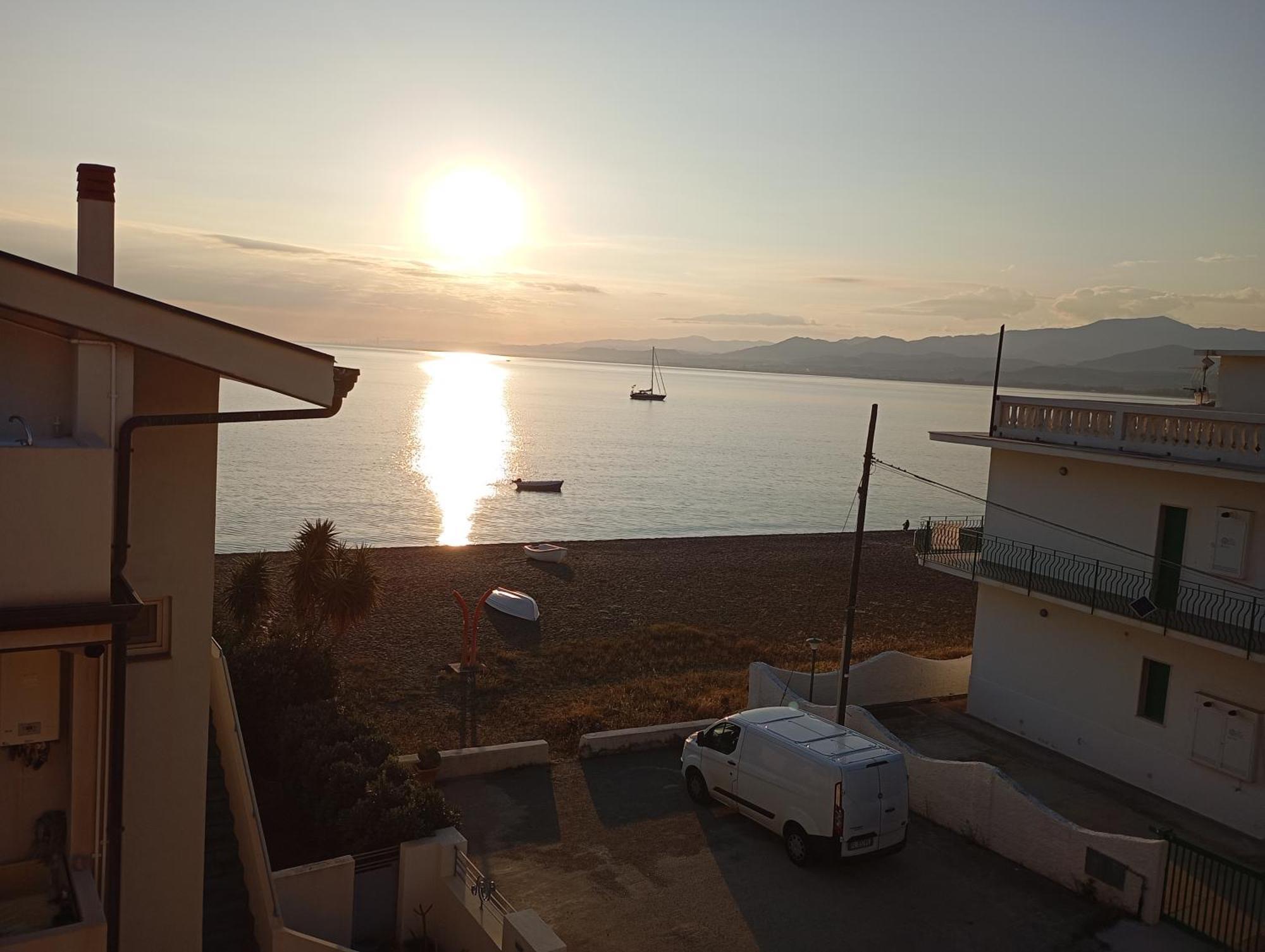 Villa Mansarda Con Terrazzo Vista Mare Oliveri Esterno foto